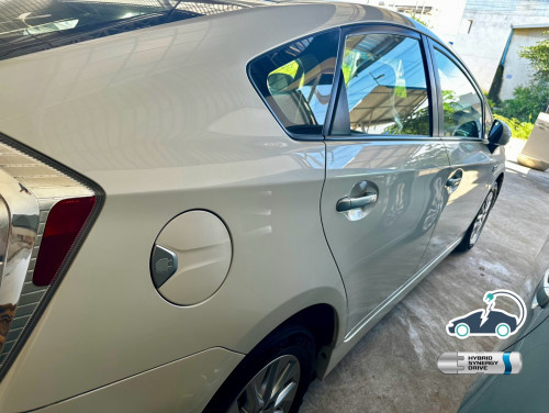 Toyota Prius Plug in 2012 ទឹកថ្នាំ 97%