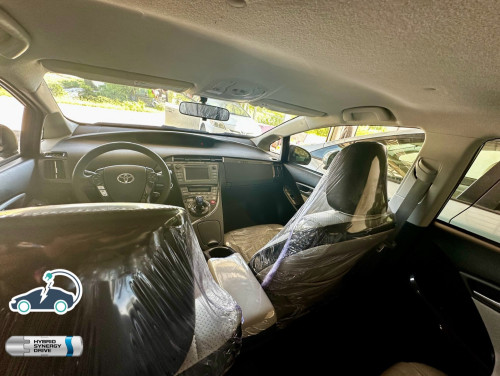 Toyota Prius Plug in 2012 ទឹកថ្នាំ 97%