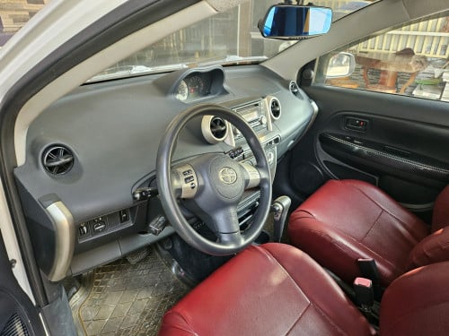 Toyota scion 2006 full for sale please contact 0978245678 016847847 012545444