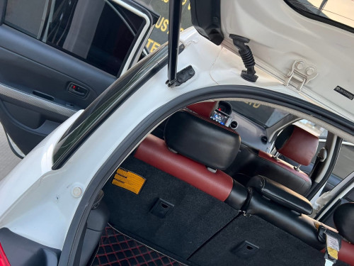 Toyota scion year 2006 full