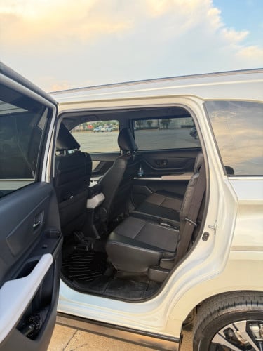 Toyota Veloz 2025