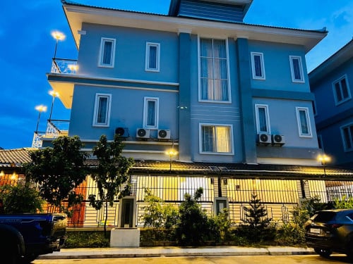 Twin villa កែង