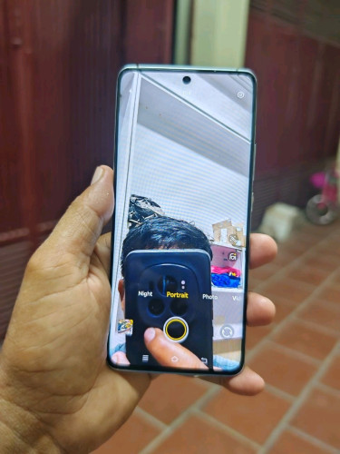 Vivo X60 Pro 12g/256g_CH(វៃដូរបាន)👉$125
