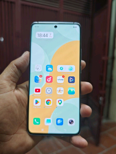 Vivo X60 Pro 12g/256g_CH(វៃដូរបាន)👉$125