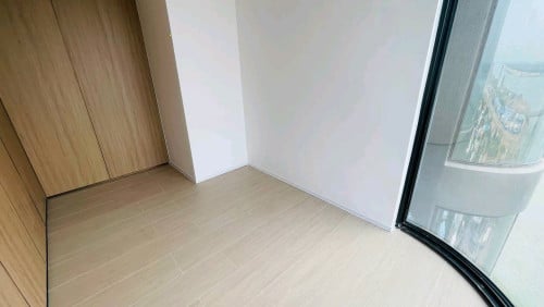 Vue Aston condominium /3bedrooms unit available for sale