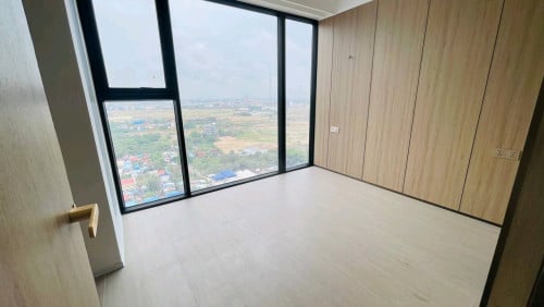 Vue Aston condominium /3bedrooms unit available for sale