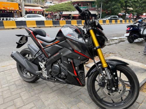 Yamaha M-Slaz 2018