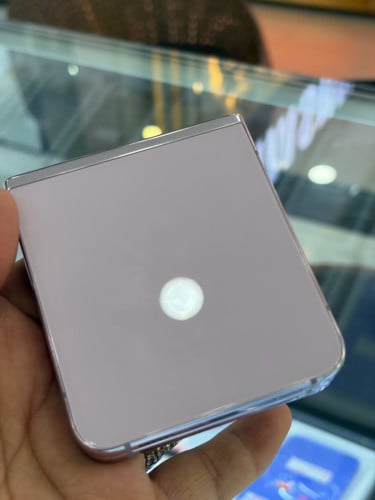 Zflip 5 512g មួយទឹកស្អាត