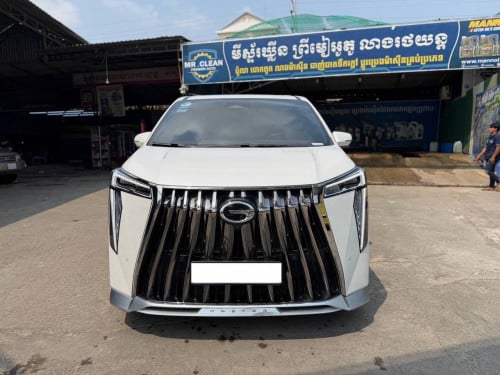 ឡានថ្មី
