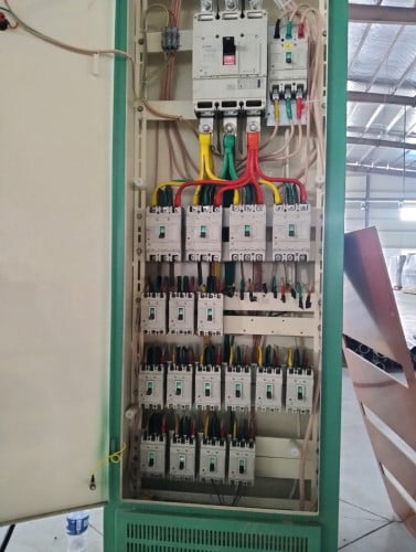 ជាង ភ្លើង