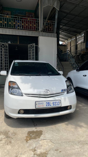 ឡានសម្រាប់ជួលជាថ្ងៃ និងជួលជាសប្តាហ៍