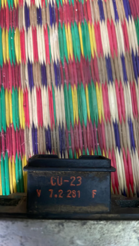កំពុងសោម លក់កាប់សាច់ ធូរៗ