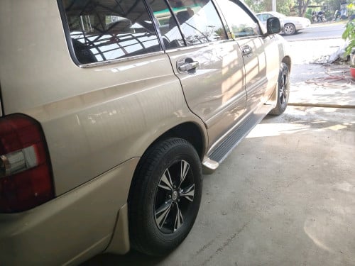 ឡានលក់ម្ចាស់ដើម