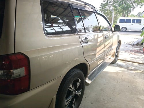 ឡានលក់ម្ចាស់ដើម