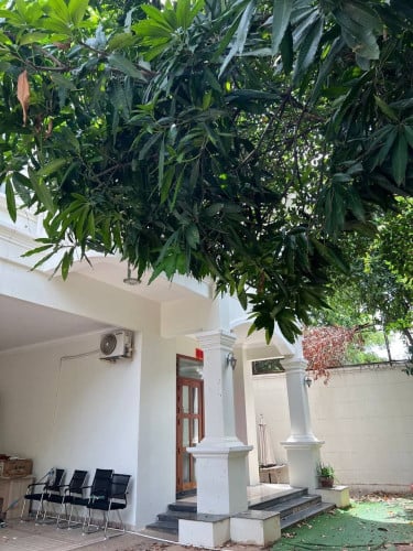 ផ្ទះបុរី សម្រាប់លក់ទីតាំង: ក្នុងបុរី ចំការមន​ ទន្លេបាសាក​ ចំកាមន​ ​ភ្នំពេញ​