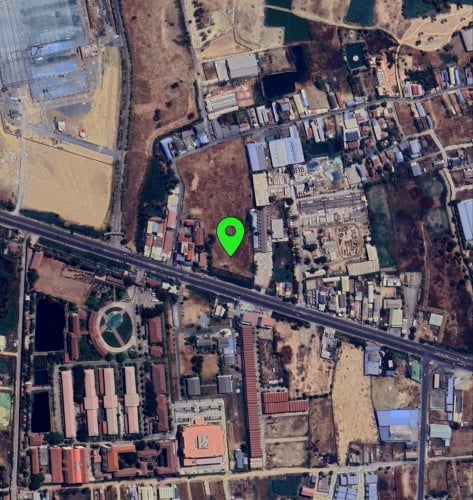 ដីលក់ (ផ្លូវកប់ស្រូវ) សង្កាត់គោករកា ខណ្ឌព្រែកព្នៅ ភ្នំពេញ​