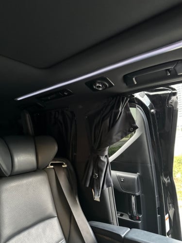 我們有買賣和出租高級汽車 聯絡電話： 017899168