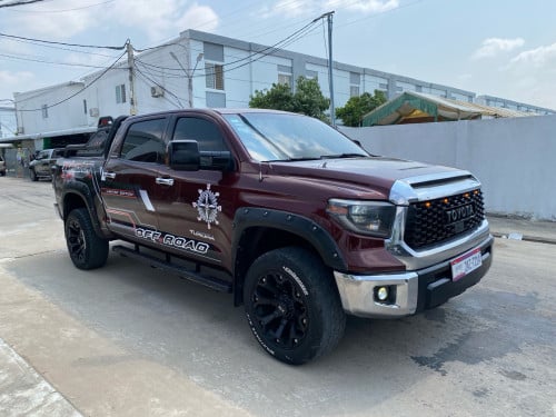 លក់​តម្លៃ​ 17500$ ឆ្នាំ​ 07 ឡេីង​ 21 បុង​1 ឡាយ​សិន​ហើយ​