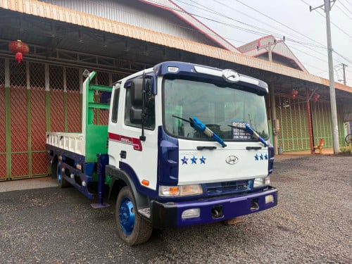 ឡានស្ទូចលក់ ឆ្នាំ2000 ក្រដាស់ពន្ធ
