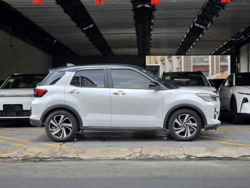 ទេីបកាត់បាន!​ 2025 TOYOTA RIAZE មួយទឹកដូចថ្មី! នៅធានាប្តូរប្រេងម៉ាសុីន​ 11458km