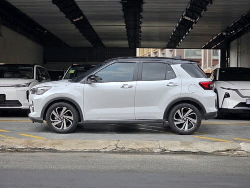 ទេីបកាត់បាន!​ 2025 TOYOTA RIAZE មួយទឹកដូចថ្មី! នៅធានាប្តូរប្រេងម៉ាសុីន​ 11458km