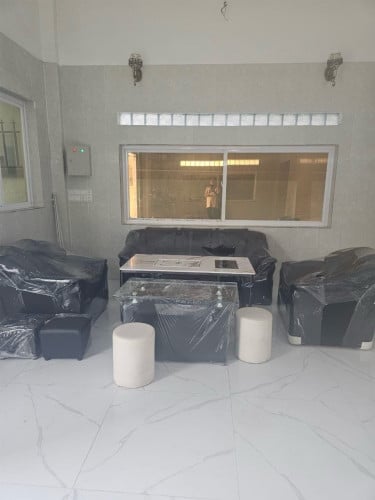 វីឡាសំណង់ថ្មី (3500$) មានទឹកតែជូន