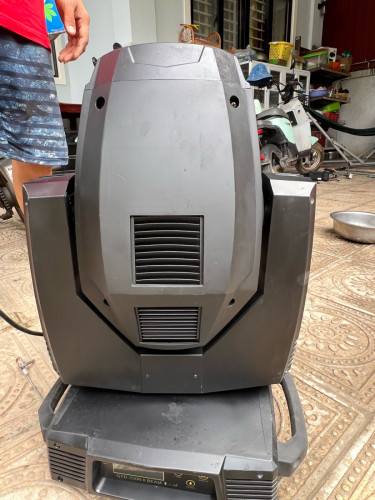 លក់beamGTD 330W មួយគូ260$ មានកេះ