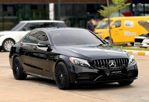 ឡានស្អាត C300  amg