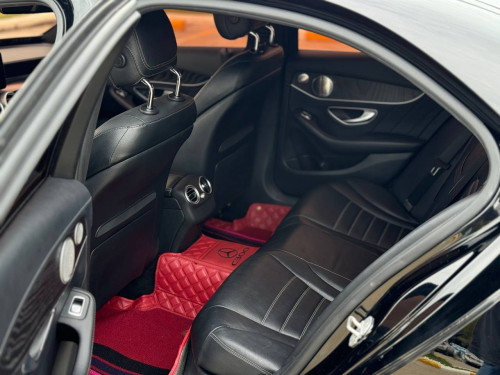 ឡានស្អាត C300  amg