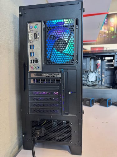 ធុងGaming i7 7700