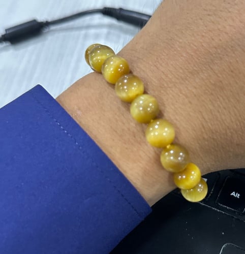 ខ្សែដៃអង្គាំធម្មជាតិ​ gold tiger eye