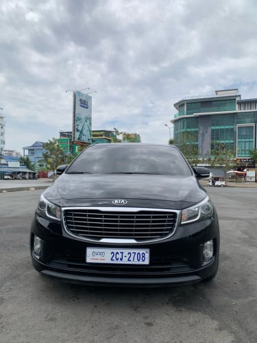 ឡានលក់ KIA Carnival 2015. 2.2