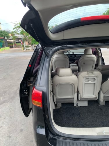 ឡានលក់ KIA Carnival 2015. 2.2