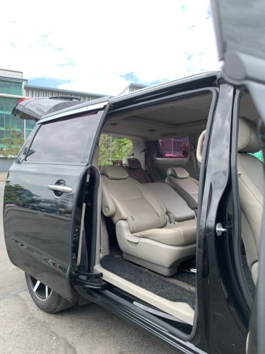 ឡានលក់ KIA Carnival 2015. 2.2