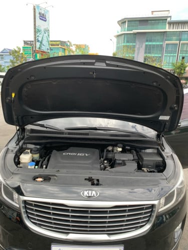 ឡានលក់ KIA Carnival 2015. 2.2