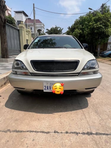 ឡានលក់ Lexus RX300 ឆ្នាំ00 ប៉ុង2 ( ដាក់ប៉ុង1 ហើយ ))