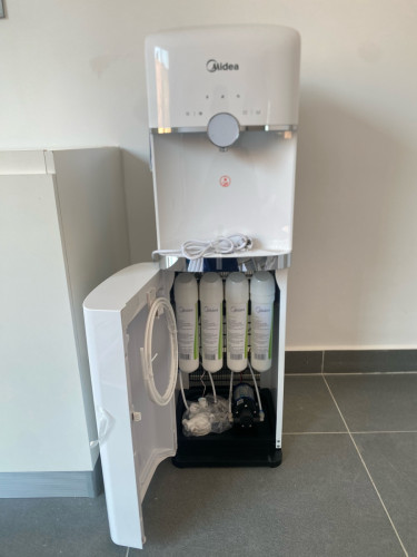 ម៉ាសុីនចម្រោះទឹក Midea