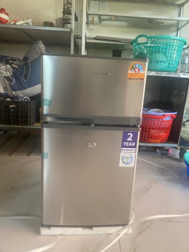 ទូរទឹកកកRF90(ថ្មី)