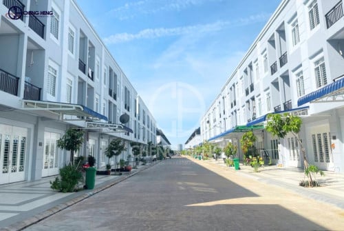ផ្ទះលក់បន្ទាន់ នៅបុរី វីឡាទួលសង្កែ ក្រុងអរិយក្សត្រ -S456