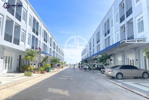 ផ្ទះលក់បន្ទាន់ នៅបុរី វីឡាទួលសង្កែ ក្រុងអរិយក្សត្រ -S456