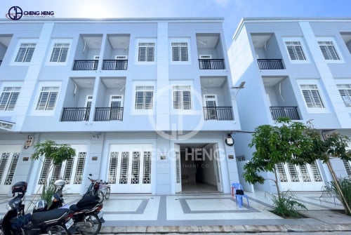 ផ្ទះលក់បន្ទាន់ នៅបុរី វីឡាទួលសង្កែ ក្រុងអរិយក្សត្រ -S456