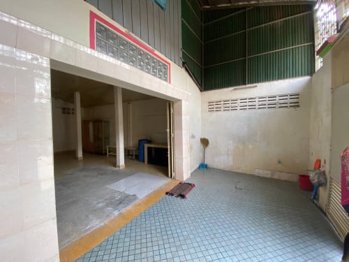 ផ្ទះសម្រាប់ជួល នៅជិតវត្តស្ទឹងមានជ័យ    | Shop house for rent at near Steung Meanjey pagoda