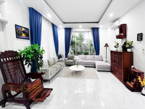 ๐ แแธแกแถแแแแแ แแแแแถแแแแฝแ | Twin Villa for Rent