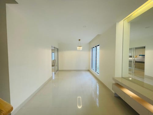🏡 វីឡាភ្លោះ A សម្រាប់ជួល នៅក្នុងបុរីប៉េងហួតបឹងស្នោរ ( Eco Melody) H-15820
