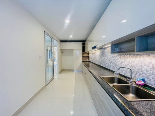 🏡 វីឡាភ្លោះ A សម្រាប់ជួល នៅក្នុងបុរីប៉េងហួតបឹងស្នោរ ( Eco Melody) H-15820