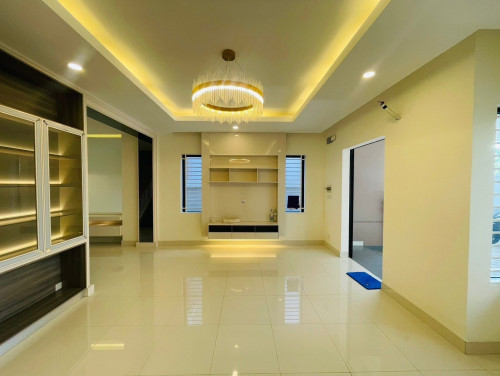 🏡 វីឡាភ្លោះ A សម្រាប់ជួល នៅក្នុងបុរីប៉េងហួតបឹងស្នោរ ( Eco Melody) H-15820