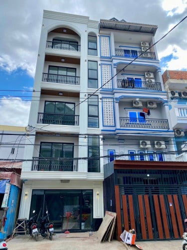 🏦出租公寓,19间卧室，20间浴,地点：波贝市