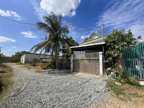 🏦House Available for Urgent Sale at a special price (Negotiable).