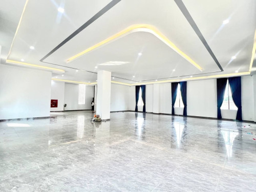 🏨出租公寓楼,62间卧室,一楼：大厅• 1-3层：大厅• 4-10层