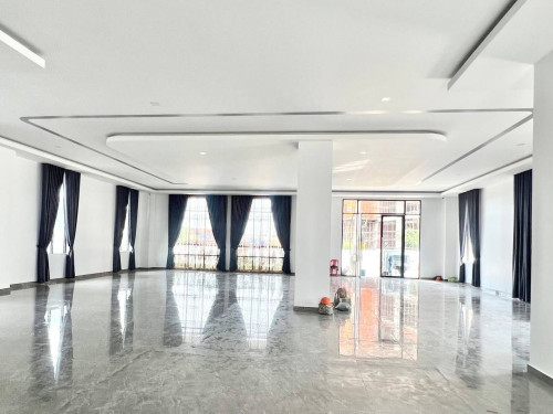🏨出租公寓楼,62间卧室,一楼：大厅• 1-3层：大厅• 4-10层